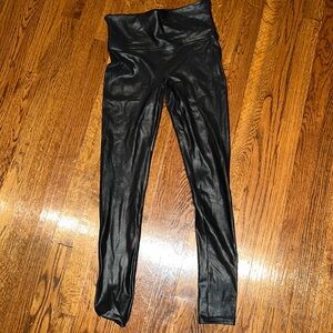 Spanx faux leather leggings - size medium